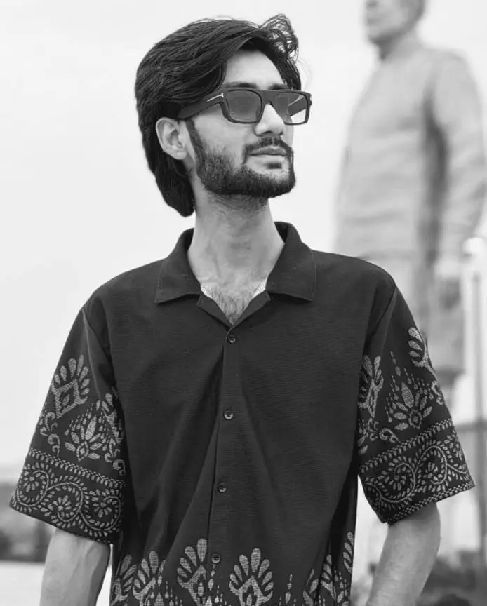 Kavish Ahmed, Senior Graphic Designer at Clickin